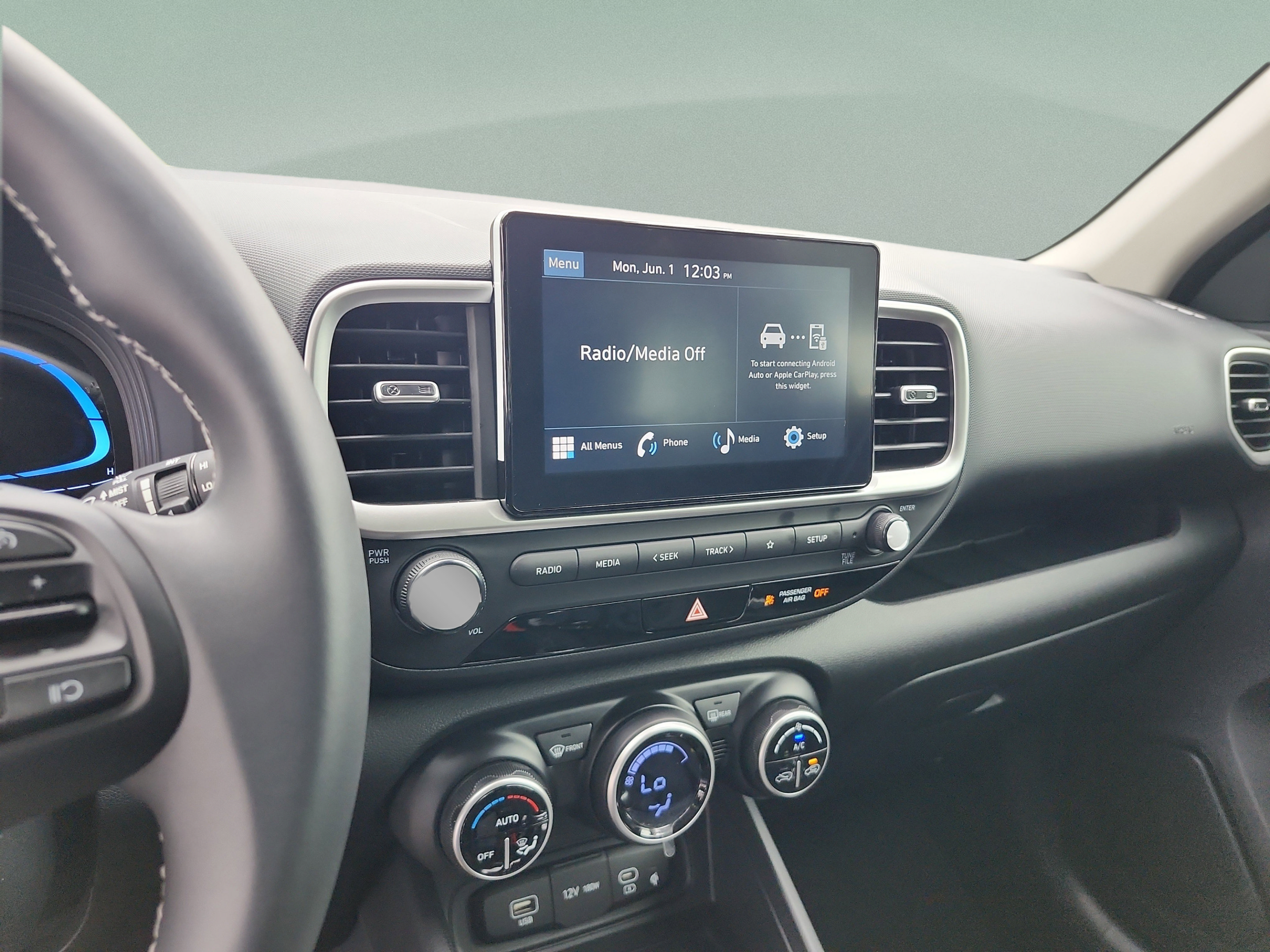 Certified 2026 Hyundai Venue SEL FWD image 12