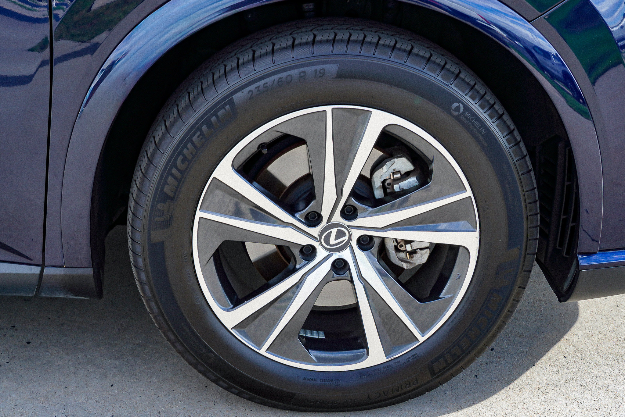 Used 2023 Lexus RX 350 Premium w/ Cold Area Package AWD/4WD image 10