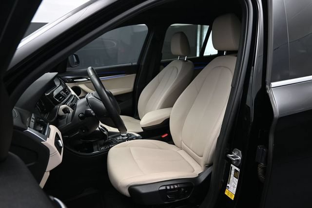 Used 2022 BMW X1 sDrive28i w/ Premium Package FWD image 5