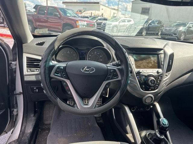 Used 2014 Hyundai Veloster w/ Style Package 02 FWD image 13