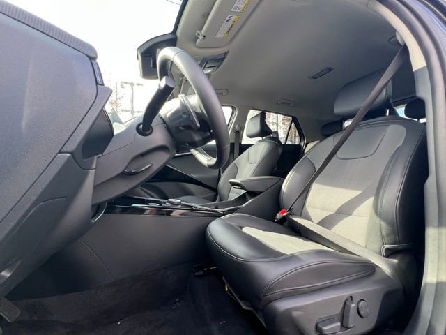 Certified 2025 Kia Niro EX image 18