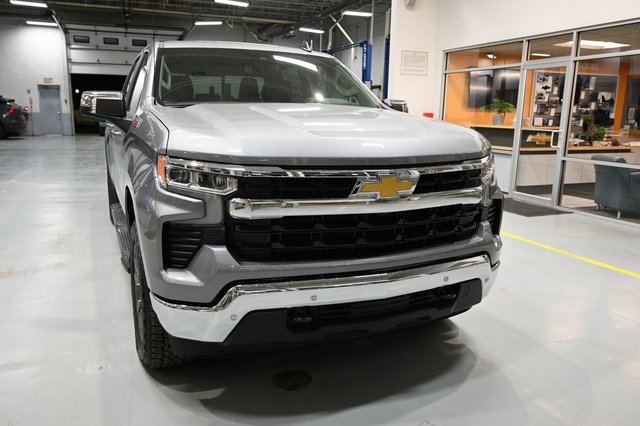 New 2026 Chevrolet Silverado 1500 LT image 3