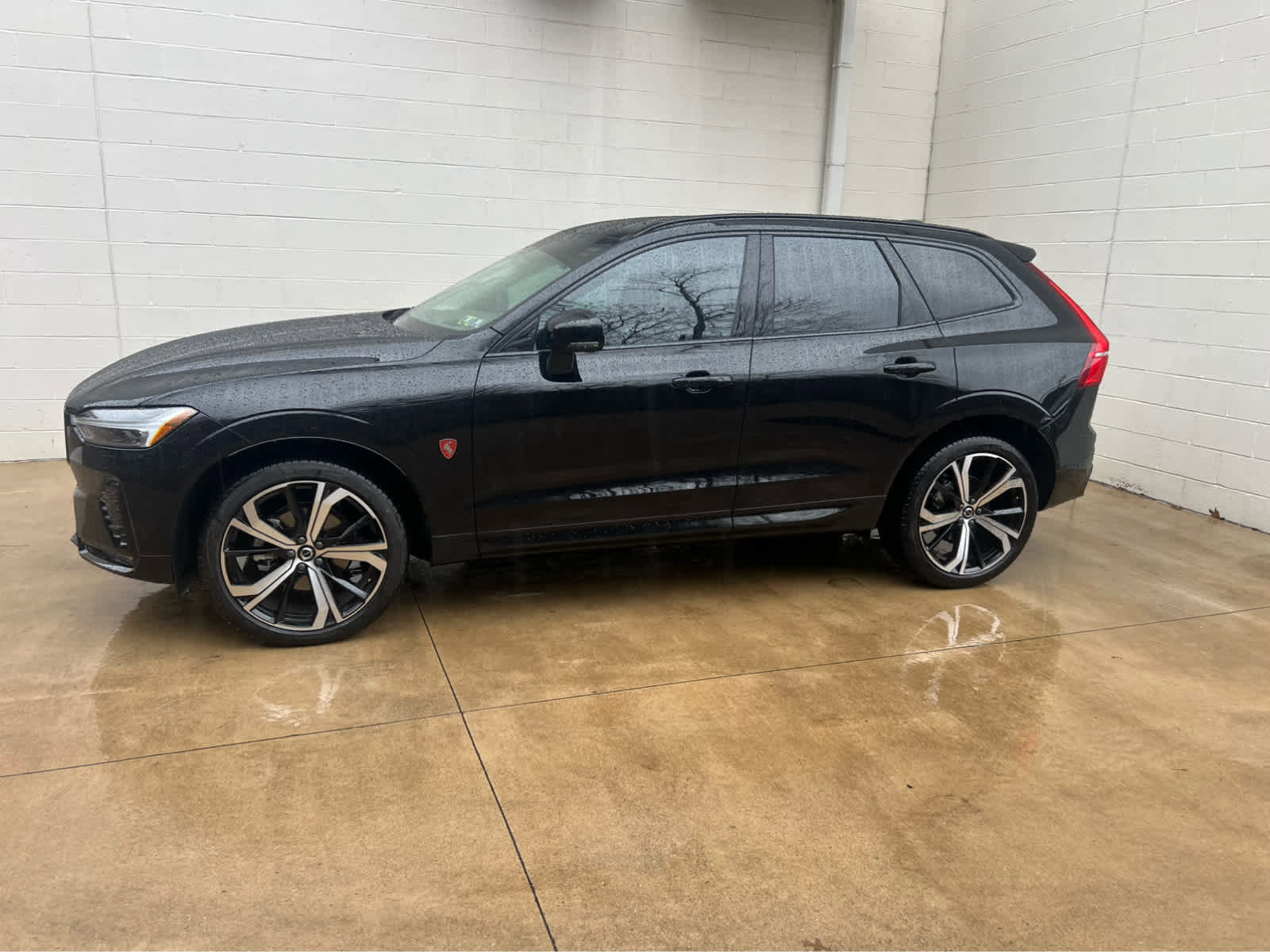 Used 2025 Volvo XC60 B5 Ultra w/ Protection Package Premier