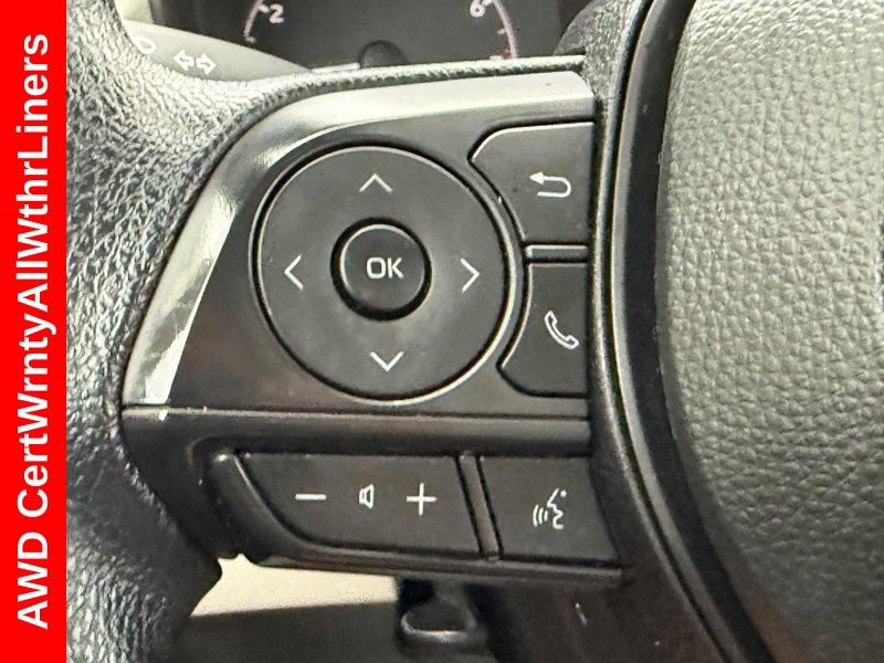 Used 2024 Toyota Corolla Cross L AWD/4WD image 15