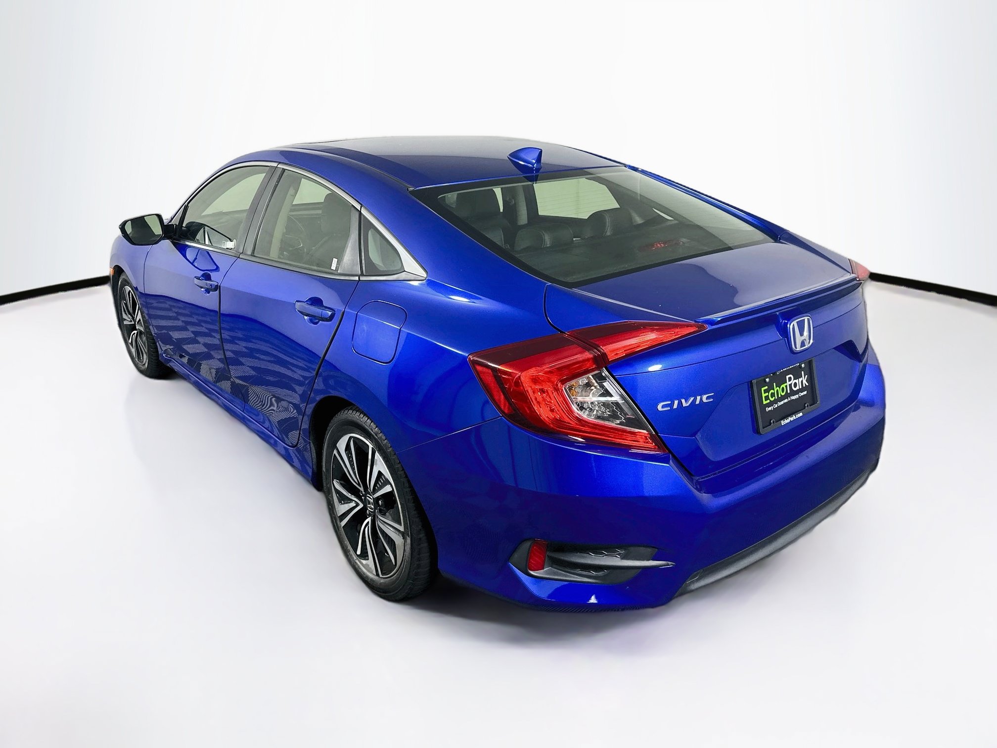 Used 2018 Honda Civic EX-L image 5