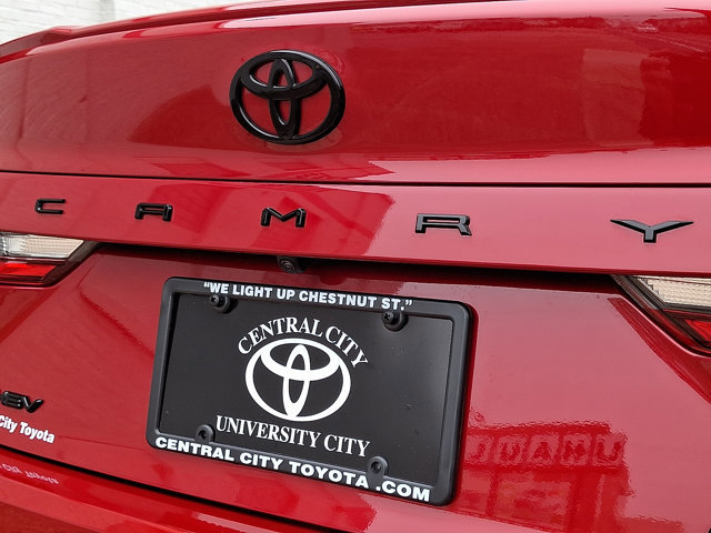 Used 2026 Toyota Camry SE w/ Convenience Package FWD image 32
