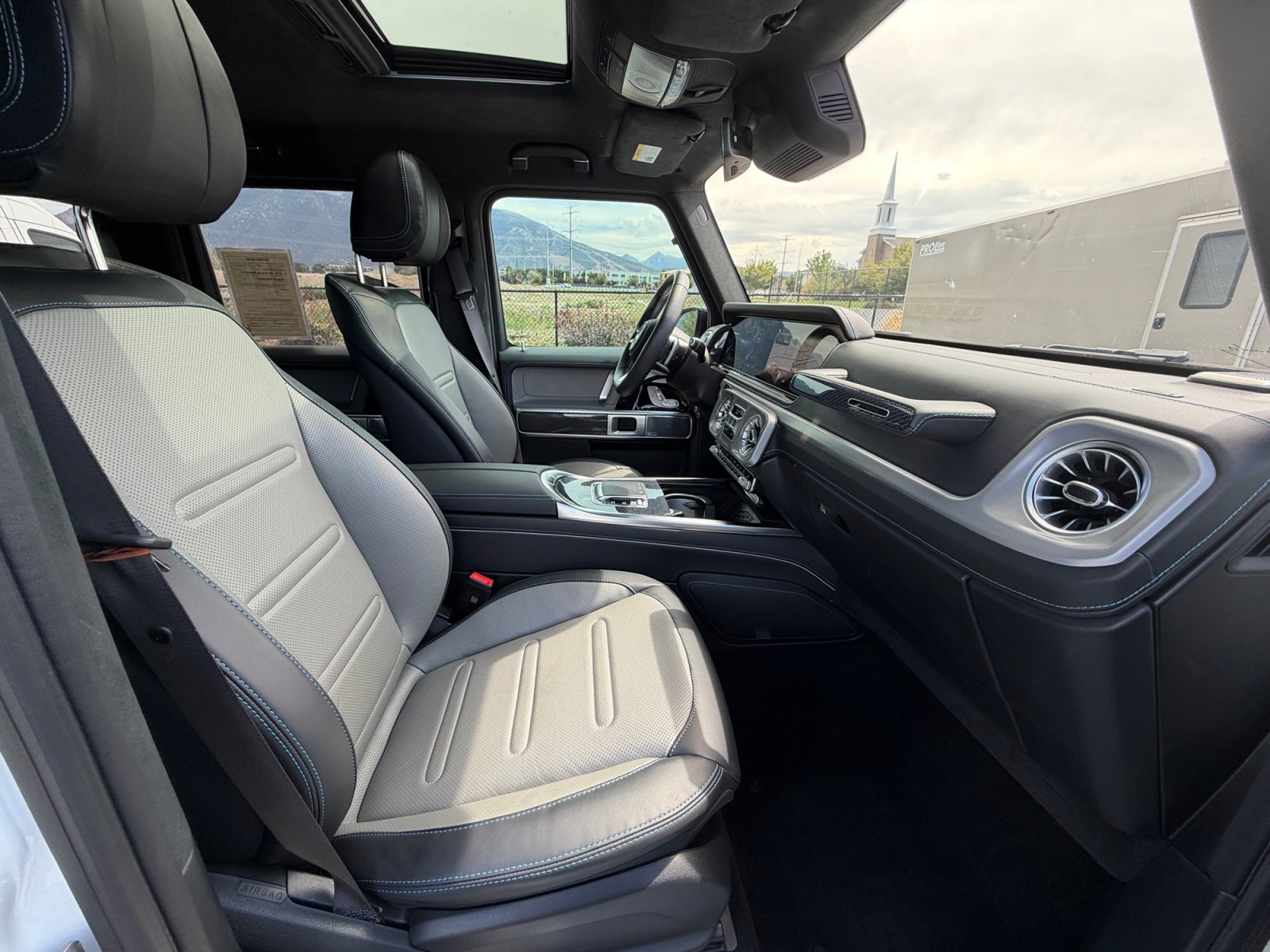 Used 2025 Mercedes-Benz G 580 w/ EQ Technology image 19