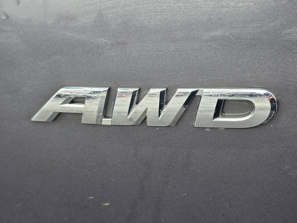 Used 2015 Honda CR-V LX image 12