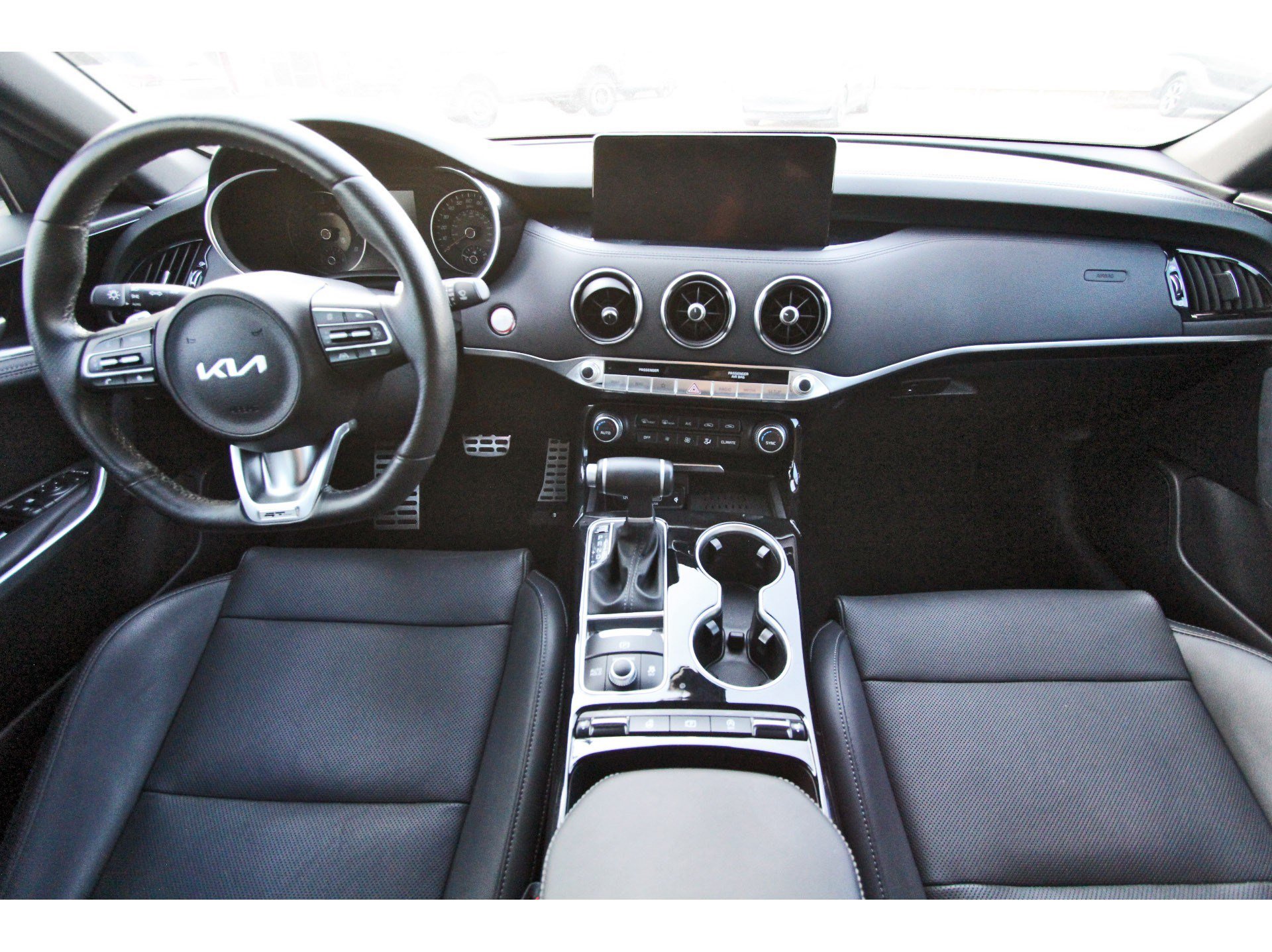 Certified 2023 Kia Stinger GT-Line AWD/4WD image 12