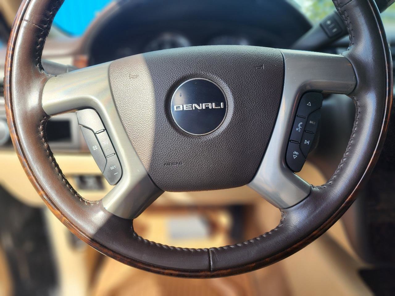 Used 2011 GMC Sierra 1500 Denali image 14