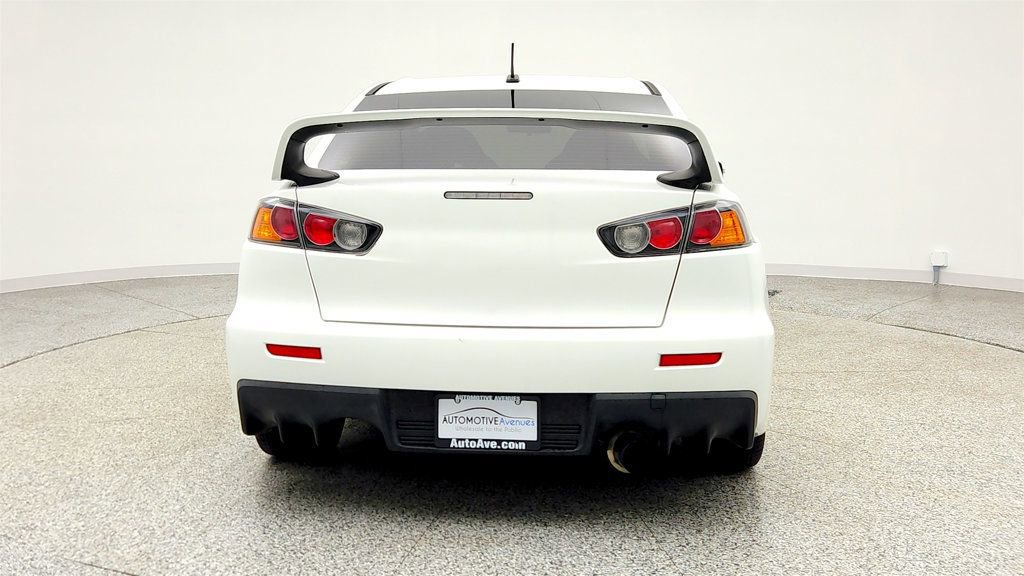 Used 2015 Mitsubishi Lancer Evolution GSR image 6