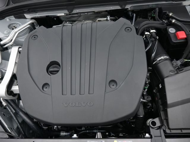 New 2026 Volvo V60 B5 Cross Country Plus w/ Protection Package Premier image 36