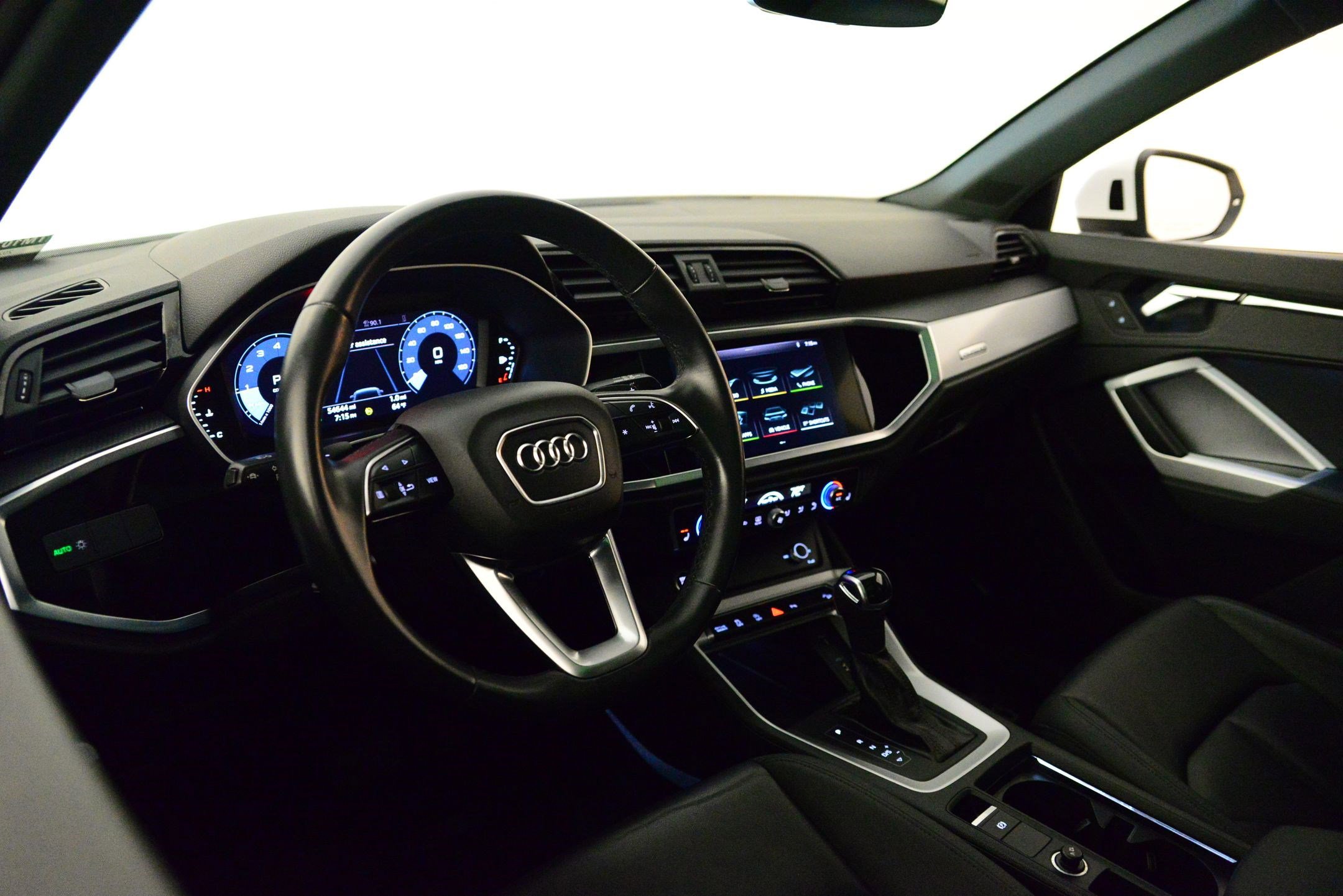 Certified 2021 Audi Q3 2.0T Premium w/ Convenience Package image 26