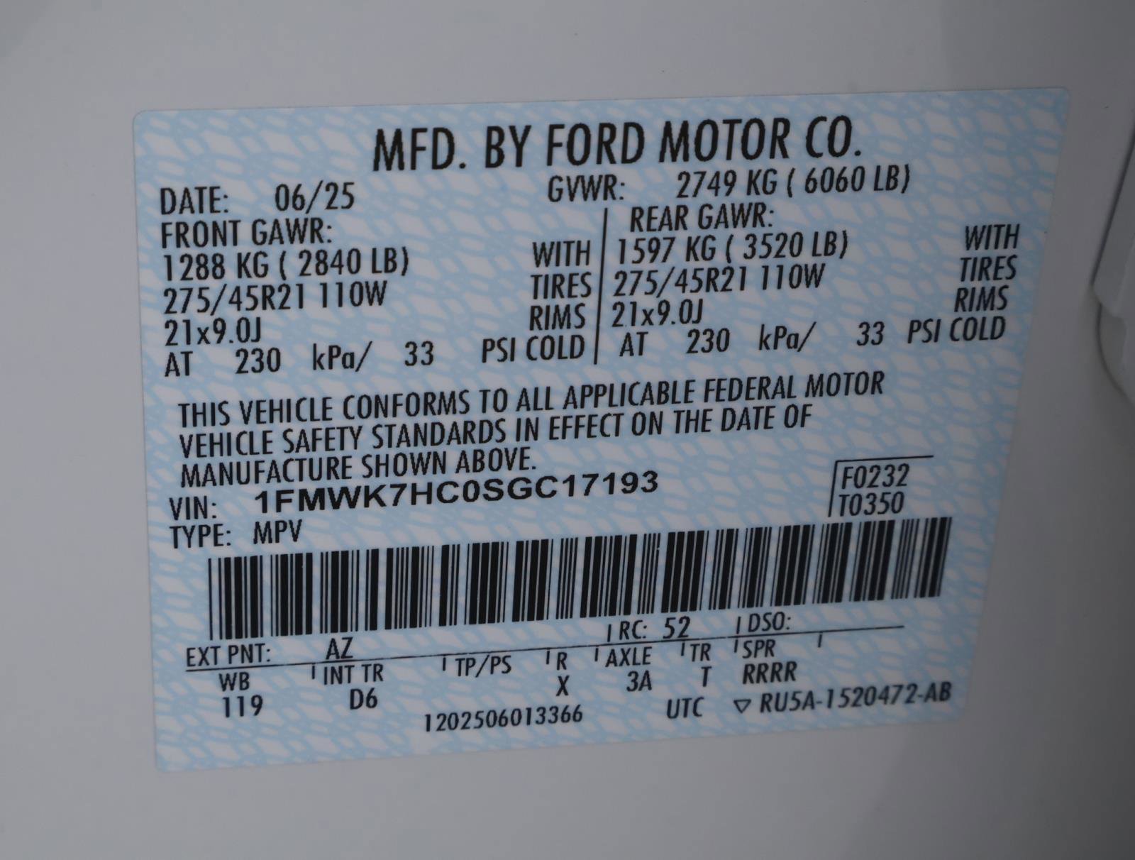 Used 2025 Ford Explorer Platinum w/ Ultimate Package RWD image 27
