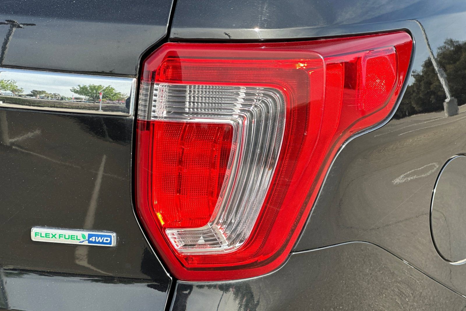 Used 2017 Ford Explorer FWD image 48