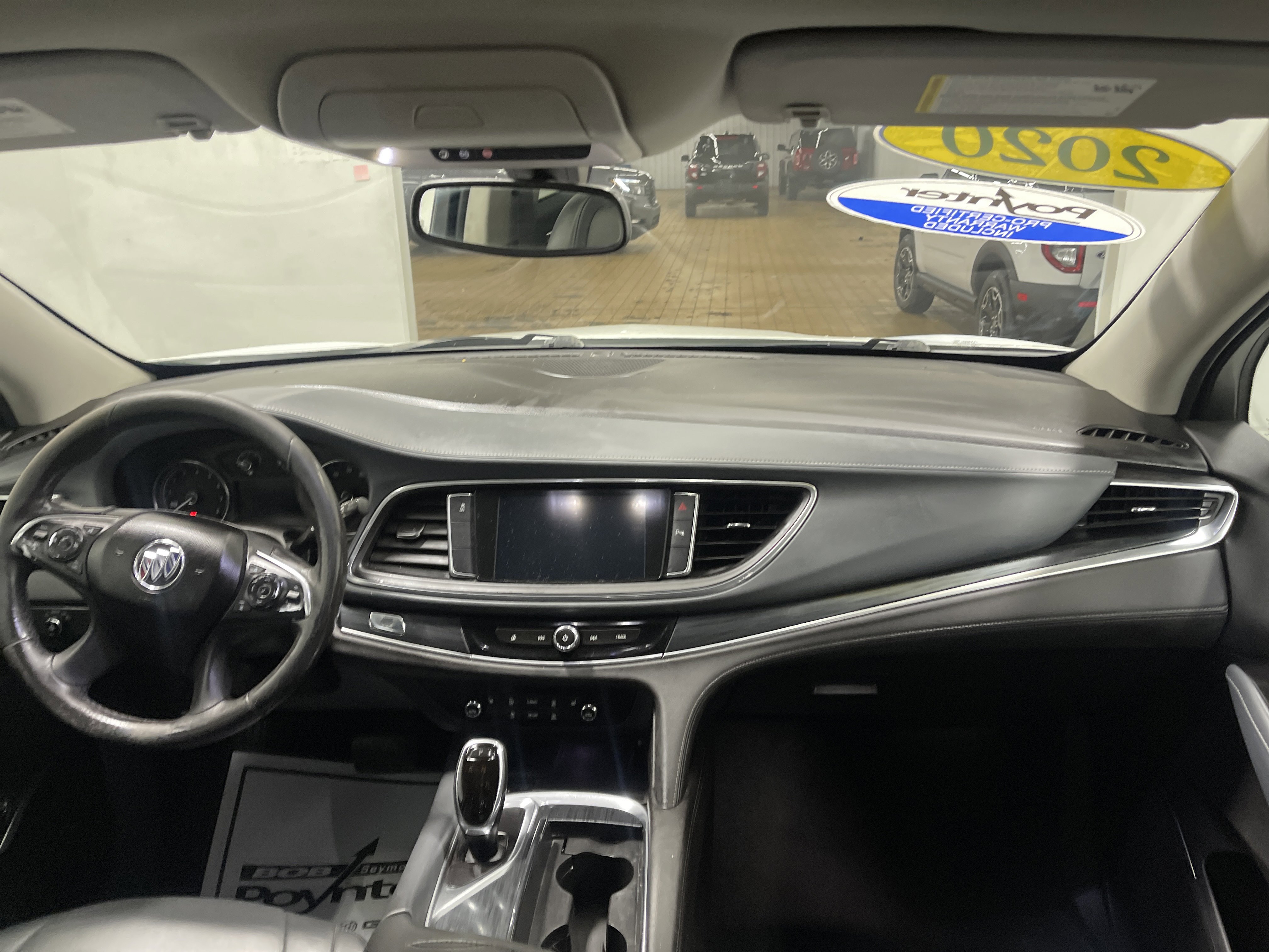 Used 2020 Buick Enclave Essence FWD image 23