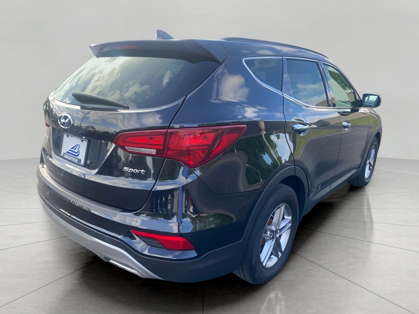 Used 2017 Hyundai Santa Fe Sport FWD image 12