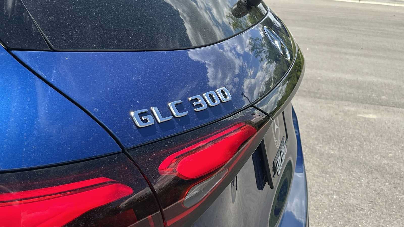 New 2026 Mercedes-Benz GLC 300 4MATIC image 24