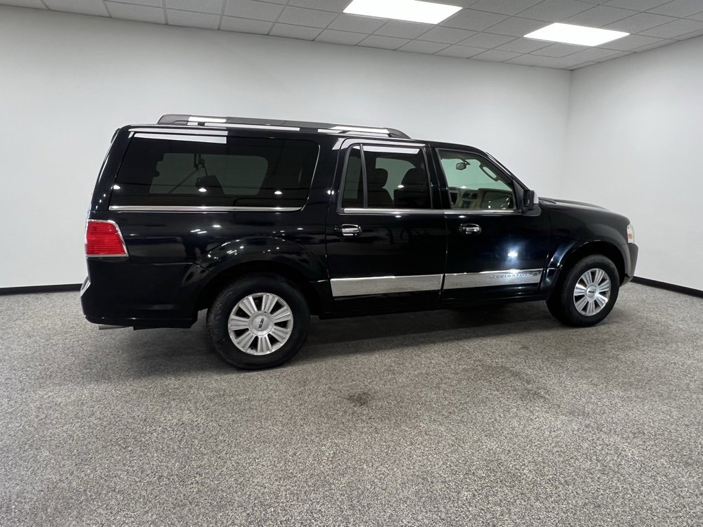 Used 2008 Lincoln Navigator L 4WD image 23