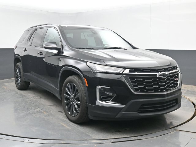 Used 2023 Chevrolet Traverse RS AWD/4WD image 2