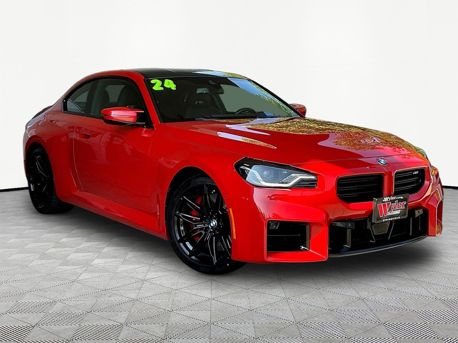 Used 2024 BMW M2 RWD image 3