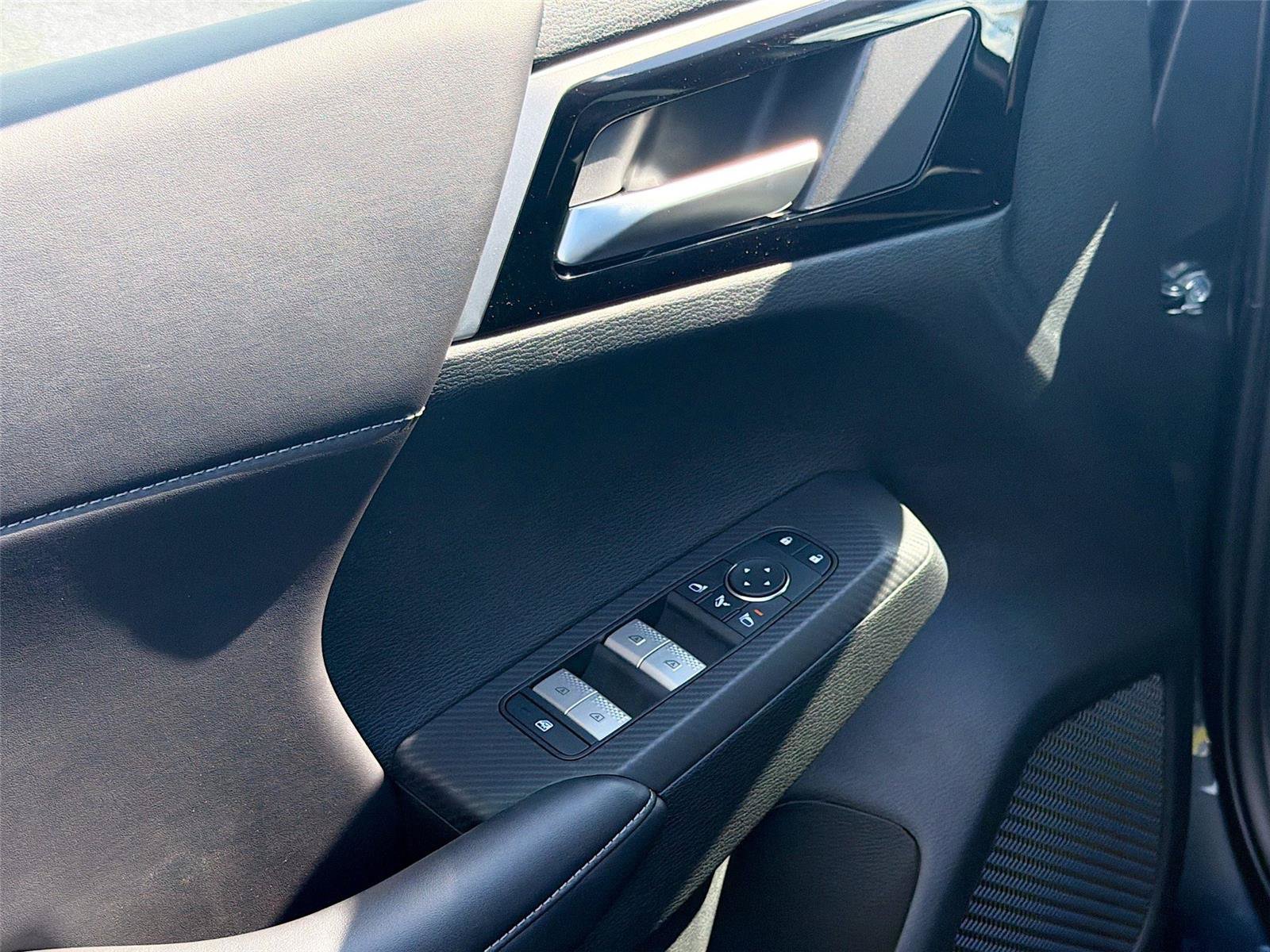 New 2026 Nissan Rogue SL AWD/4WD image 18