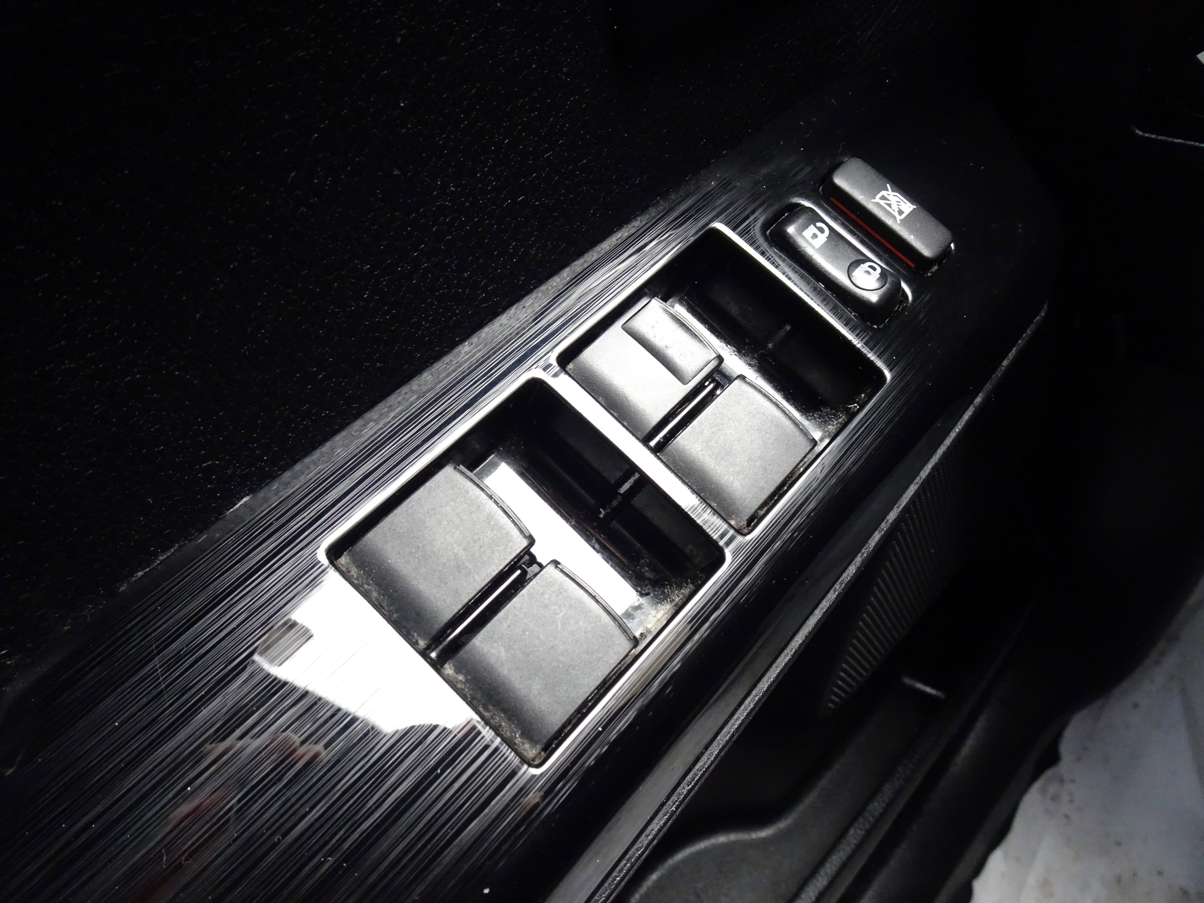 Used 2016 Toyota RAV4 Limited image 22