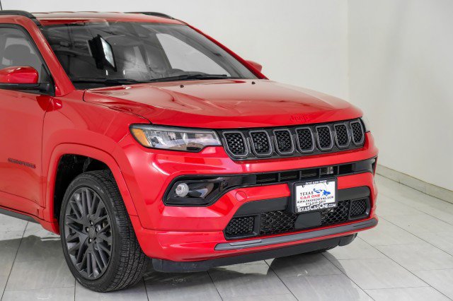 Used 2023 Jeep Compass Limited image 62