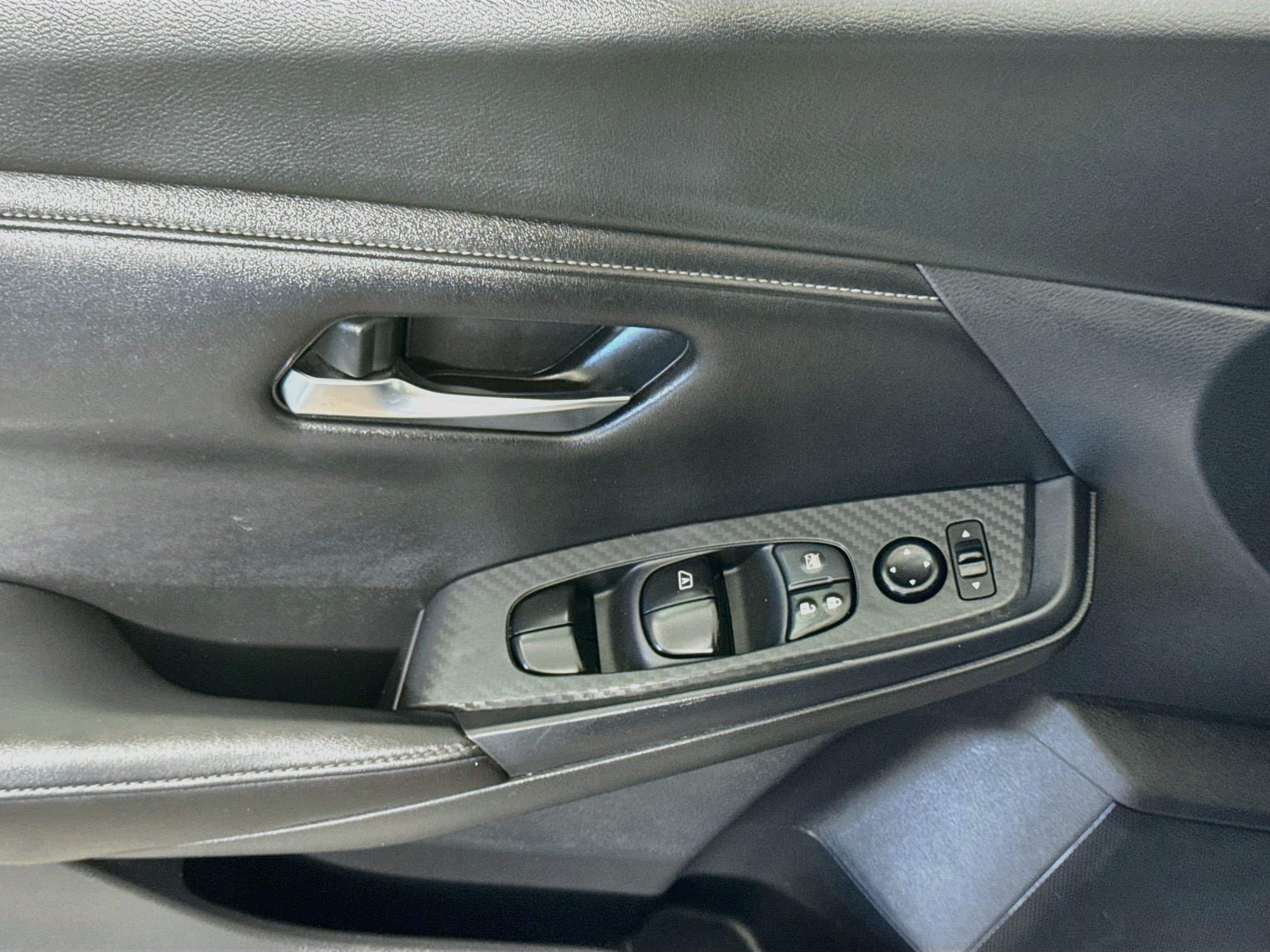 Used 2020 Nissan Sentra SV FWD image 24