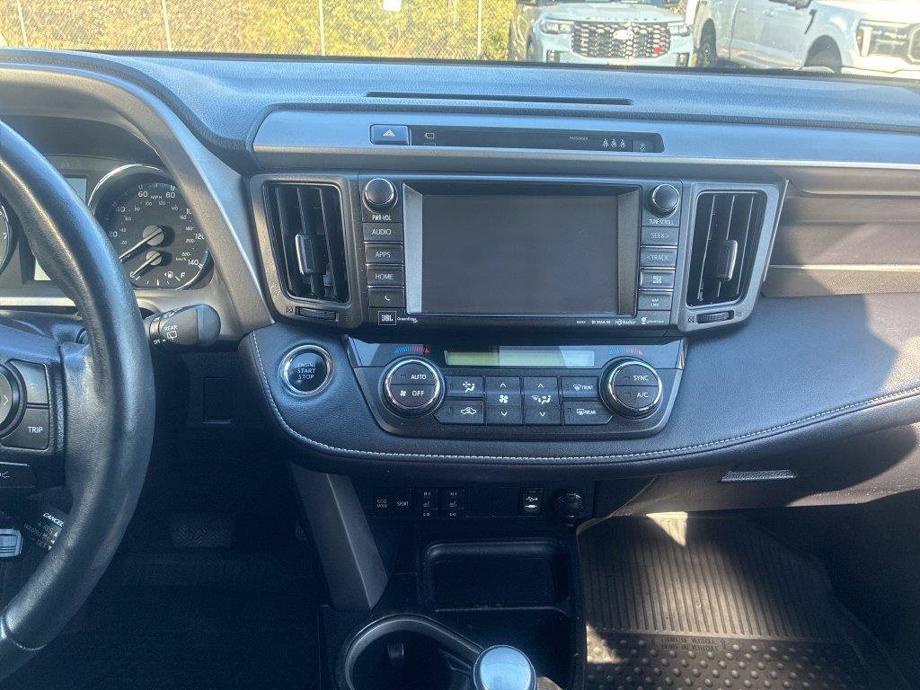 Used 2017 Toyota RAV4 Platinum w/ All Weather Liner Package AWD/4WD image 22