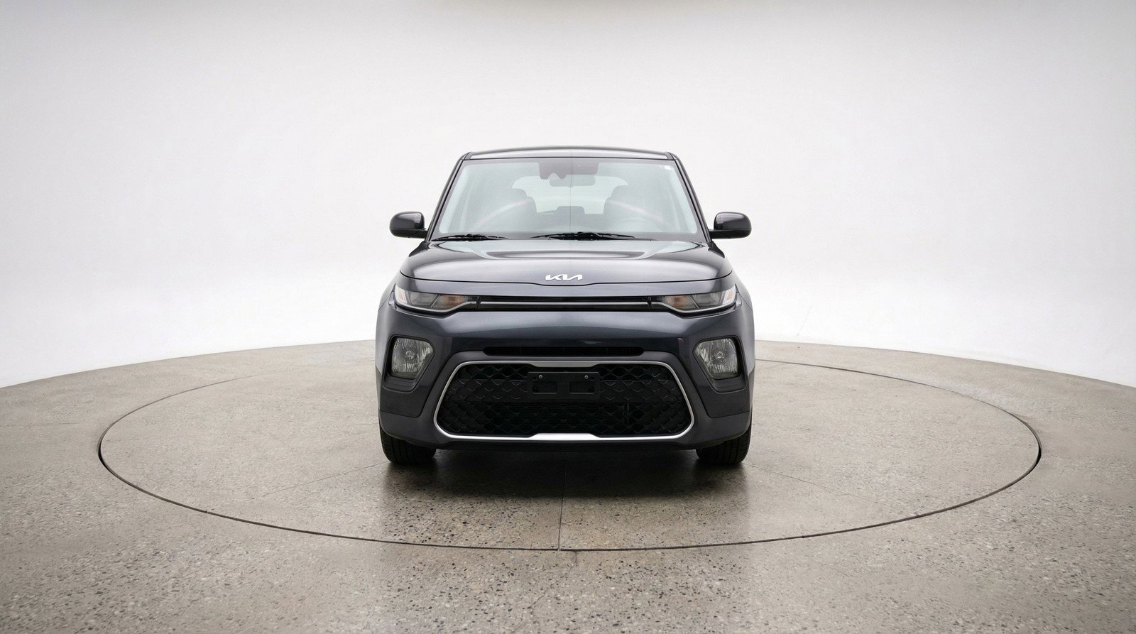 Used 2025 Kia Soul LX w/ LX Technology Package image 2