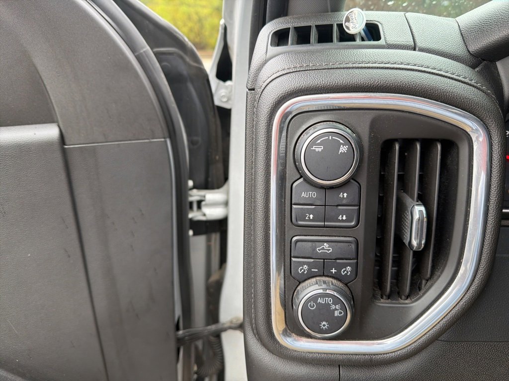 Used 2019 Chevrolet Silverado 1500 LT w/ All-Star Edition image 9