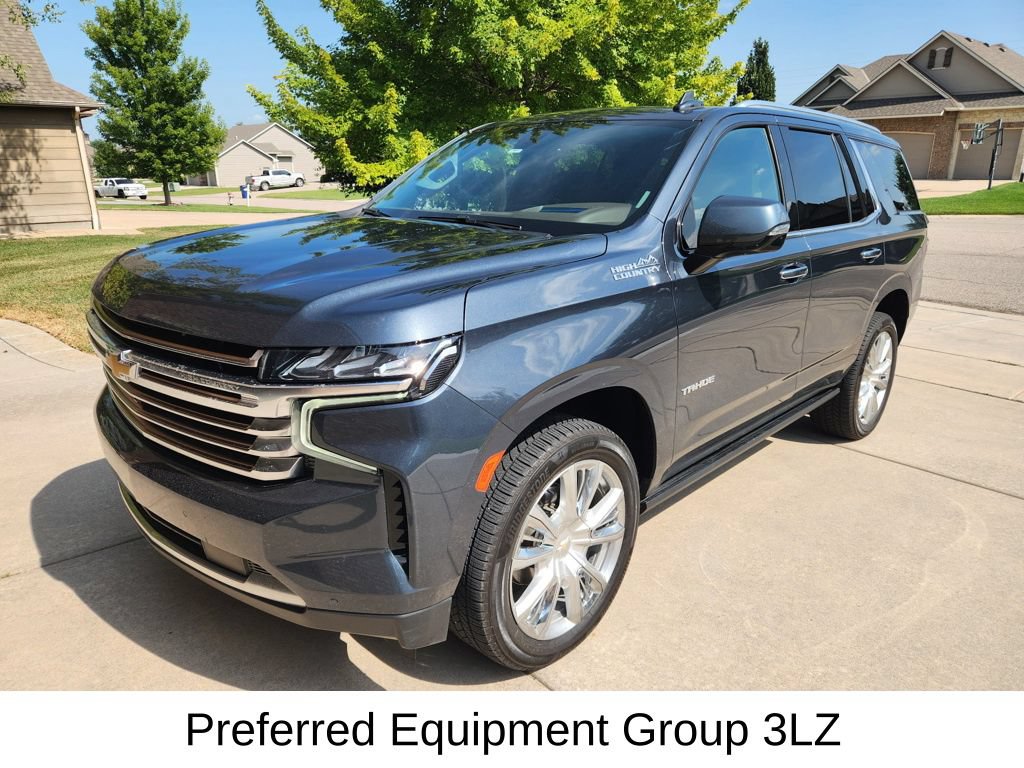 Used 2021 Chevrolet Tahoe High Country w/ Premium Package AWD/4WD image 11