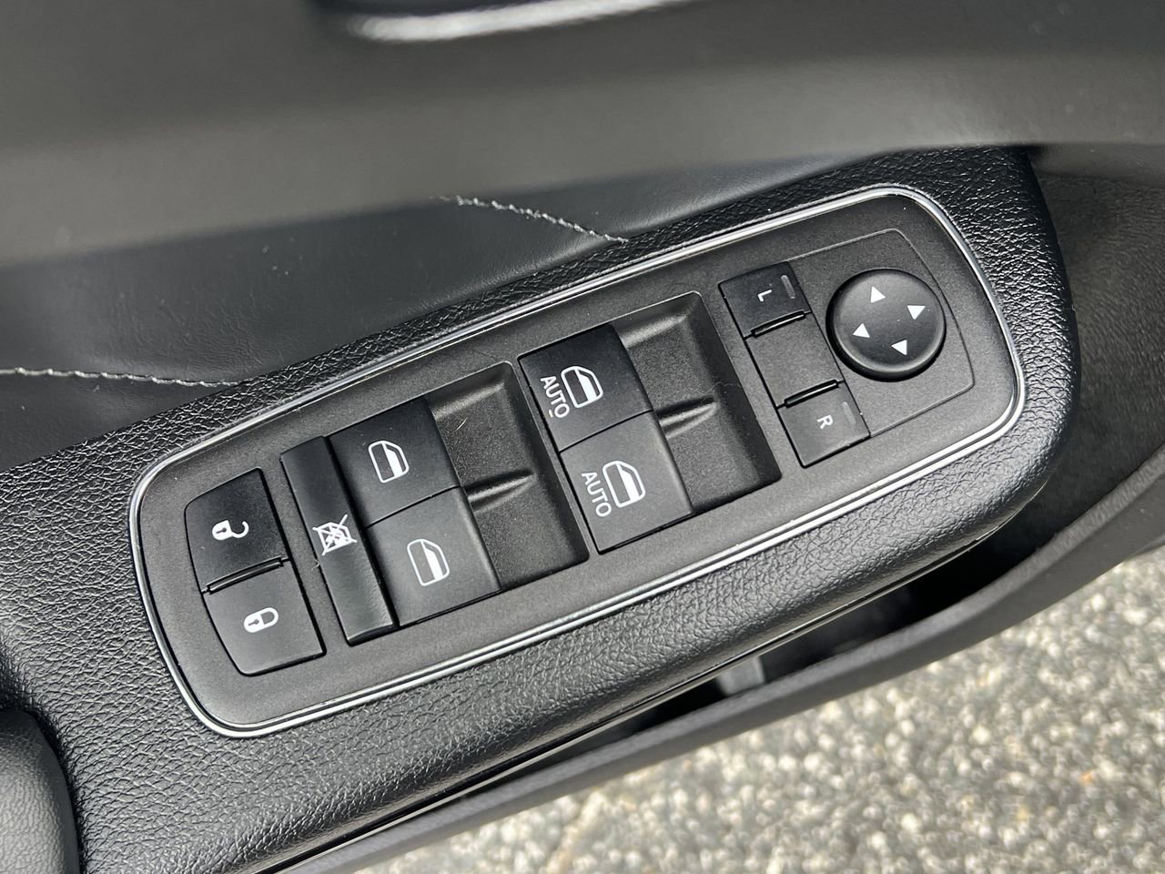 Used 2023 Dodge Charger Scat Pack w/ Daytona Edition Group image 21