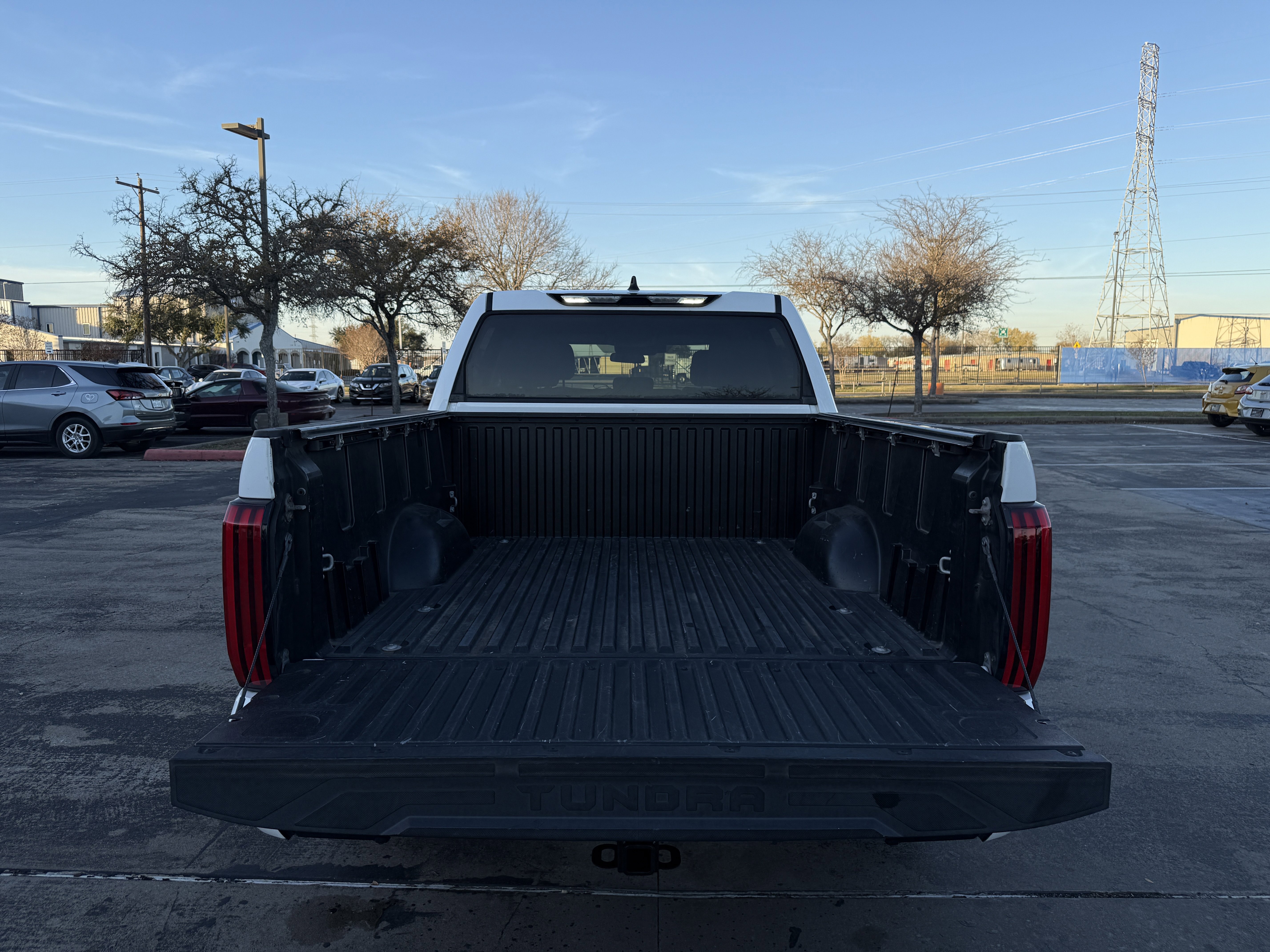 Used 2022 Toyota Tundra SR5 w/ SR5 Convenience Package image 36