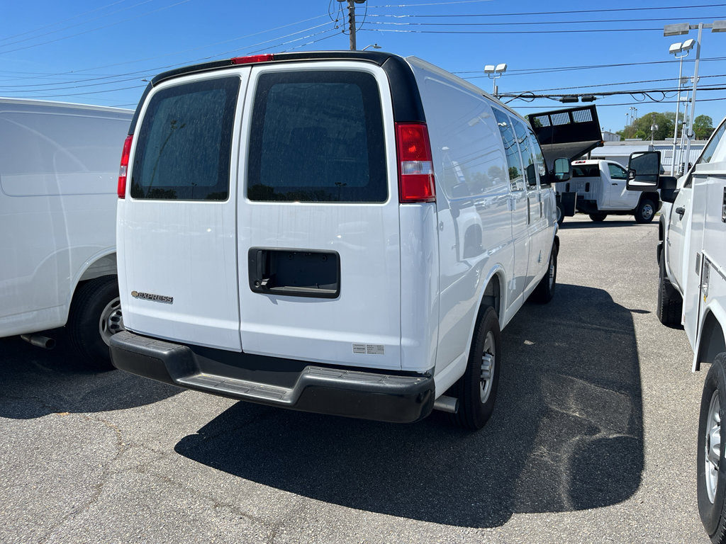 New 2025 Chevrolet Express 2500 w/ Driver Convenience Package RWD image 5