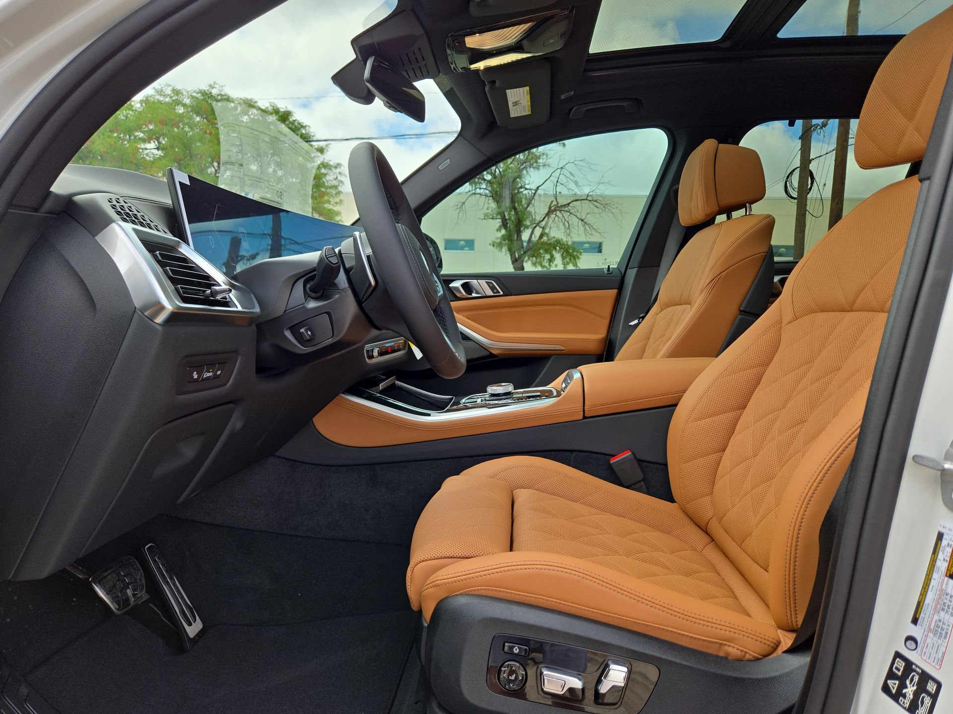 New 2026 BMW X5 xDrive40i w/ Executive Package AWD/4WD image 16