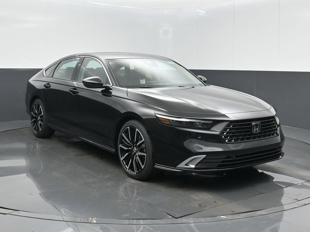 New 2026 Honda Accord Touring image 2