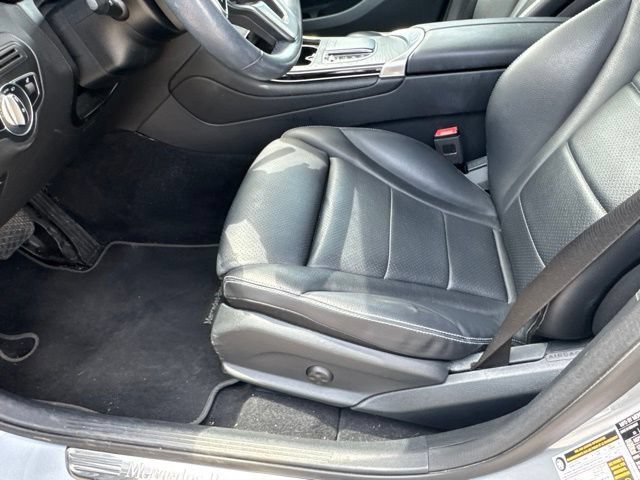 Used 2022 Mercedes-Benz GLC 300 image 26