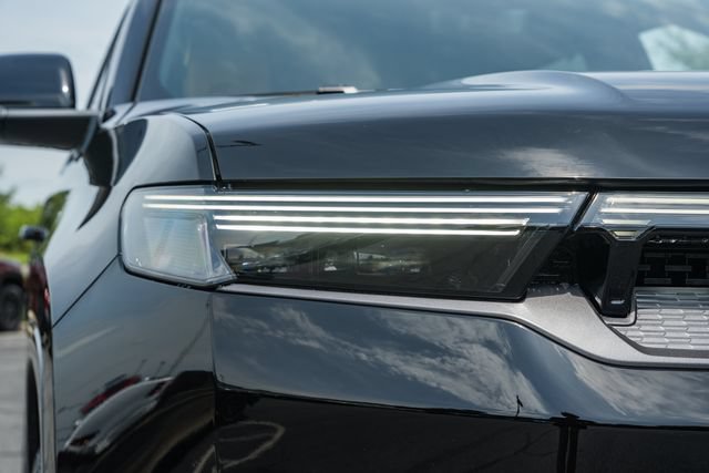 New 2026 Jeep Grand Wagoneer Summit AWD/4WD image 19