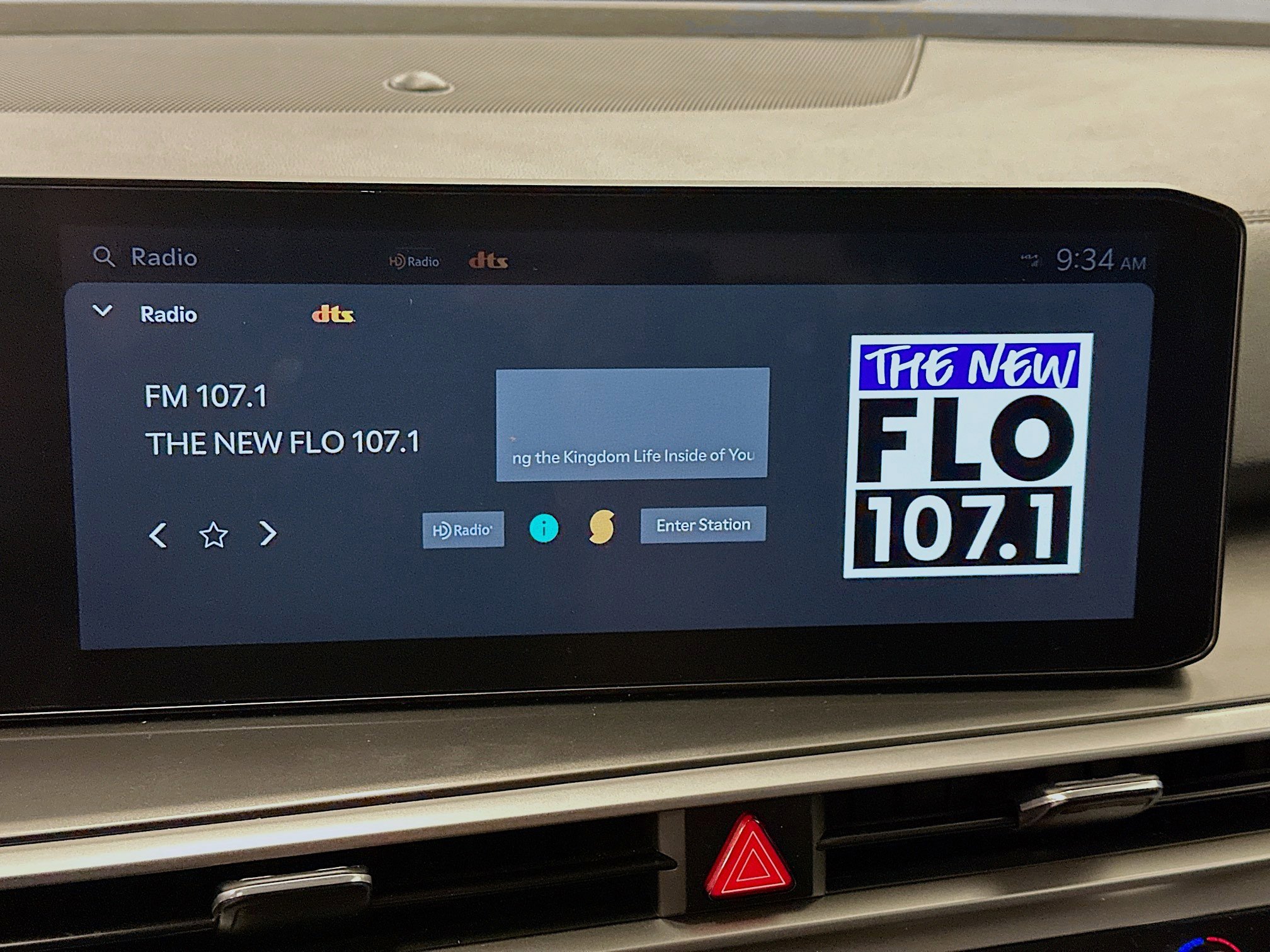 Used 2024 Kia Sorento S image 21