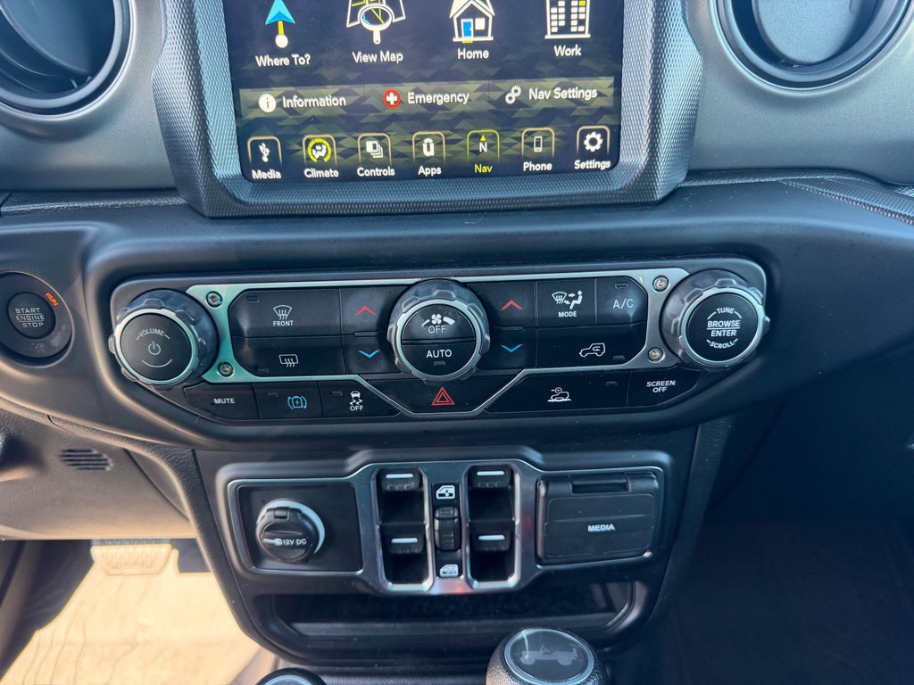 Used 2023 Jeep Wrangler Unlimited w/ Sun & Screen Package AWD/4WD image 30