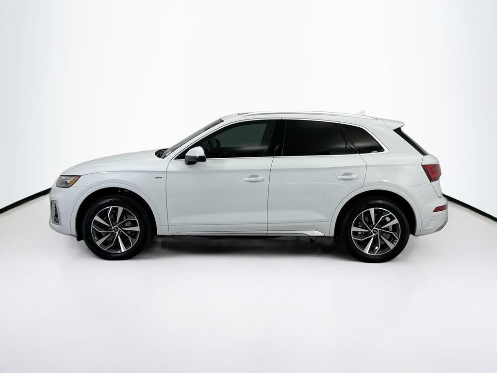 Used 2022 Audi Q5 2.0T Premium Plus w/ Premium Plus Package AWD/4WD image 8