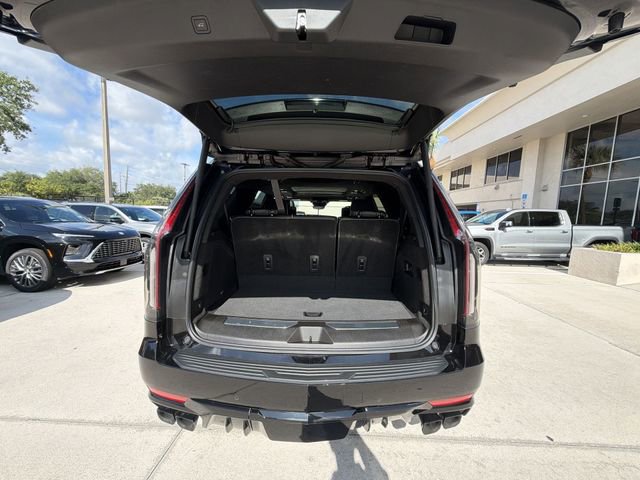 Certified 2023 Cadillac Escalade V AWD/4WD image 34