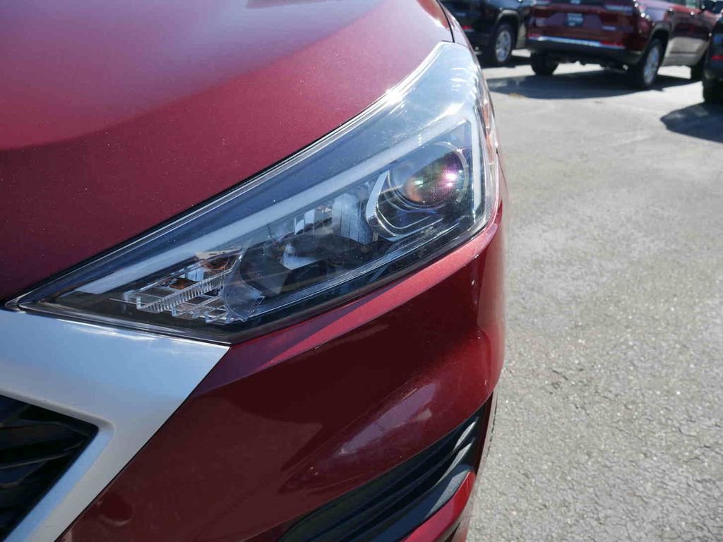 Used 2020 Hyundai Tucson SE w/ Winter Weather Package image 26