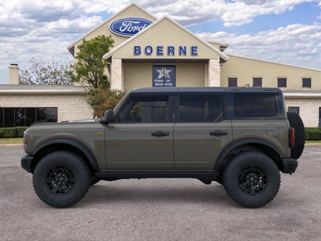 New 2026 Ford Bronco Badlands AWD/4WD image 3