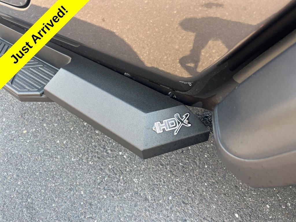 Used 2024 Jeep Gladiator Mojave w/ Convenience Group image 12