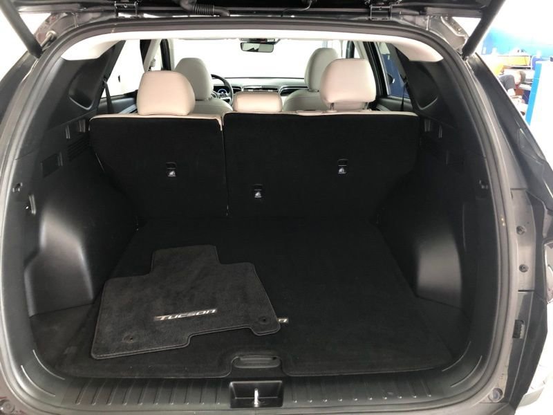 Used 2023 Hyundai Tucson Limited image 8