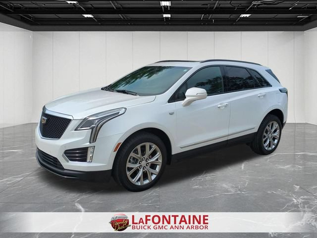 Certified 2021 Cadillac XT5 Sportv w/ LPO, Floor Liner Package AWD/4WD image 4