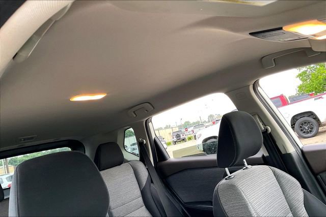 Used 2021 Nissan Rogue SV FWD image 27